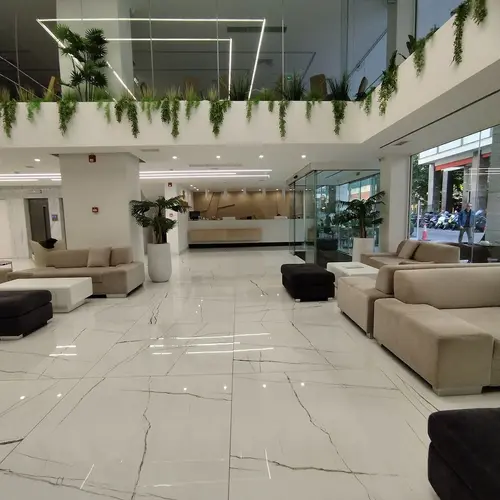 International Atene hotel, Reception