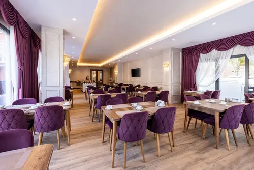 Carina Gold Hotel and Restaurant