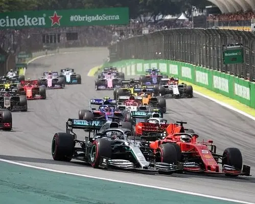 paquetes turisticos a Formula 1 en Sao Paulo + Carry on con SKY 
