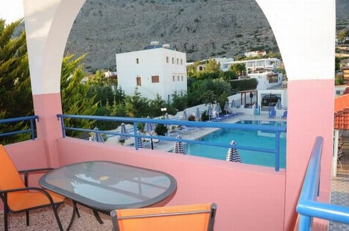 Chrysanthi Hotel - Studio & Apartments