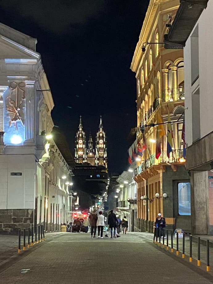 3-Day Quito Express – City Escape, French-speaking guide