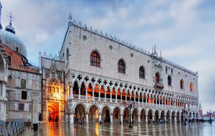 ¡NUEVO! Fantasia Lagos del Norte, Venice & Milan con Bernina Express - 8 días / 7 noches 
