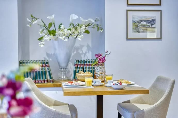 Villa Tell rooms and suites