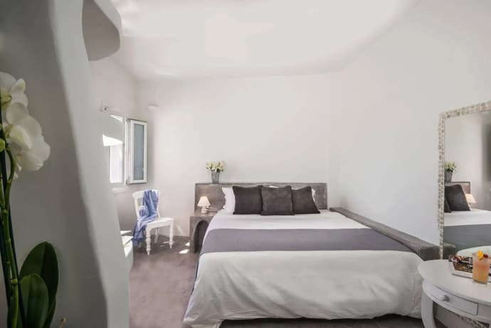 Alta Mare By Andronis, 