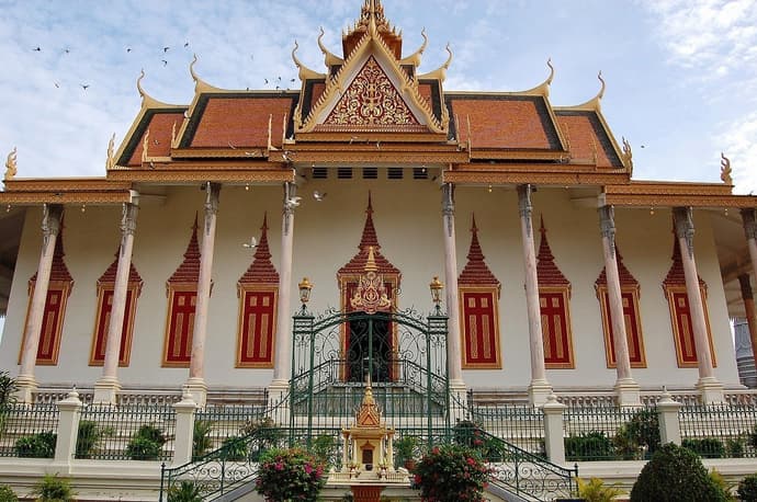 Tonle Sap Half Loop via Sambor 2026_Classic Hotels (SIC) - 6 Notti con Rolous e Lago Tonle Sap