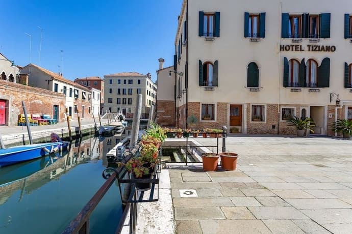 SuitesTour Romantic Venice 3 nights