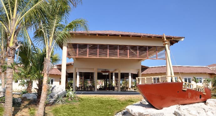 Memories Flamenco Beach Resort, HOTEL