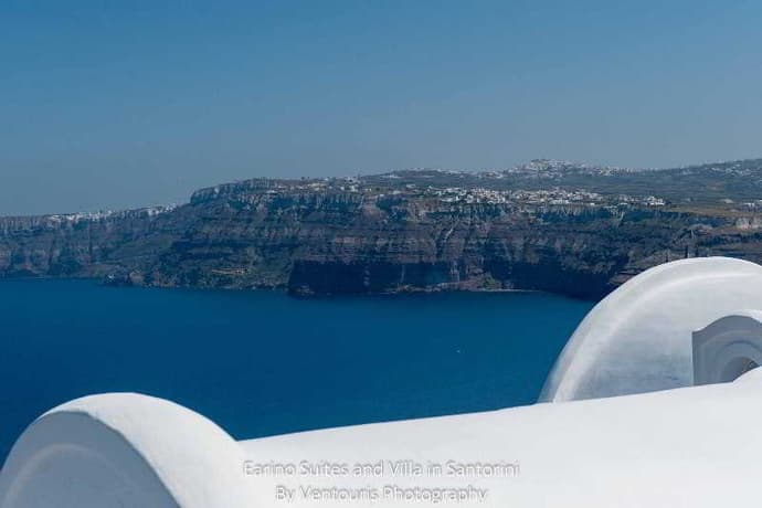 Earino Suites and Villa