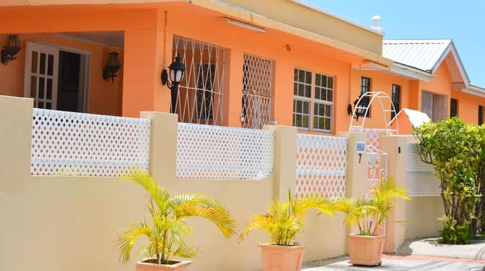 Shonlan Inn and Apartments