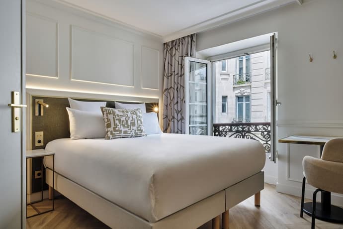 Posy Hotel by Happyculture, Primary image