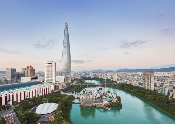Lotte Hotel World, Primary image