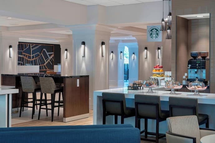 Boston Marriott Peabody, Primary image