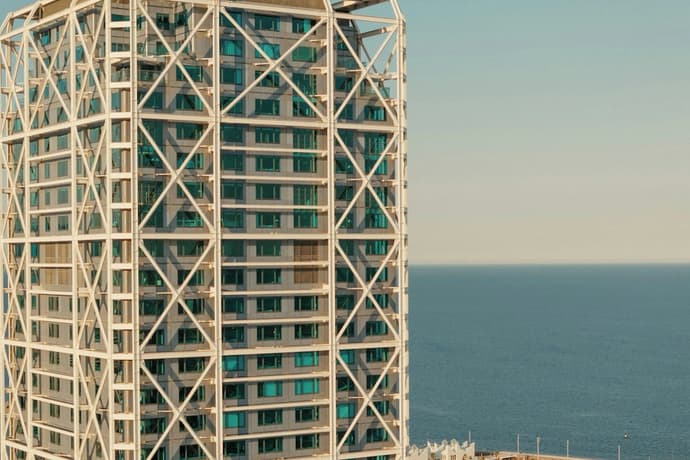 Hotel Arts Barcelona, Primary image