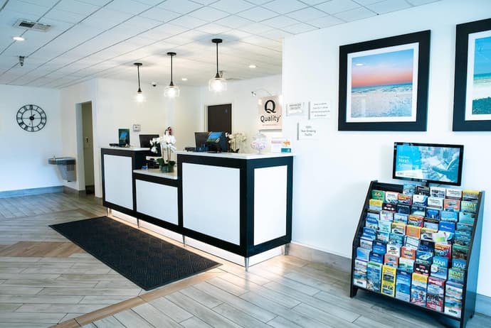 Quality Inn Palm Beach International Airport