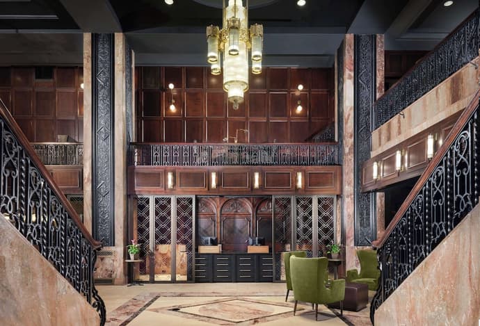 Hotel Phillips Kansas City Curio Collection by Hilton