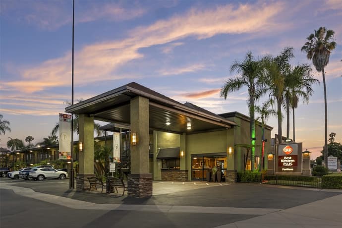 Best Western Plus Pavilions