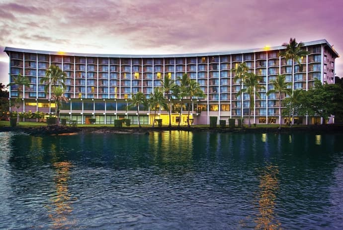Hilo Hawaiian Hotel, Trademark Collection by Wyndham