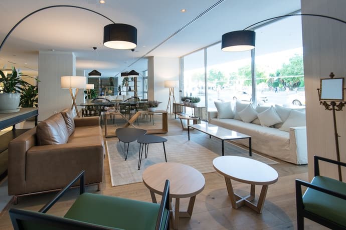 Melia Lebreros, Primary image