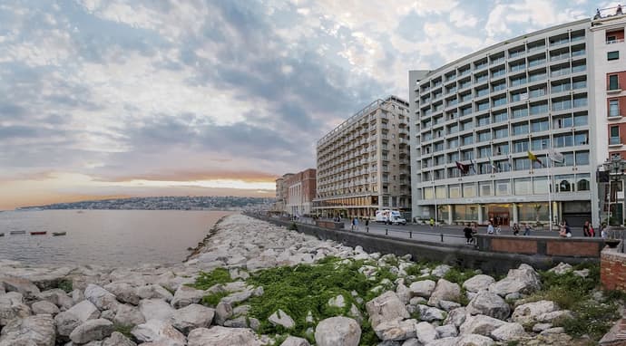 Royal Continental Hotel Naples, Primary image