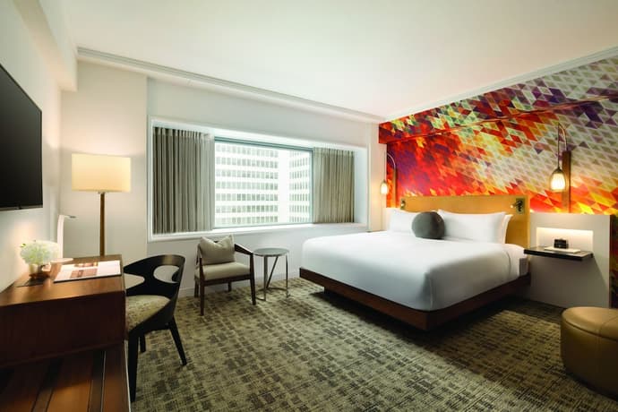 Fairmont The Queen Elizabeth, Primary image