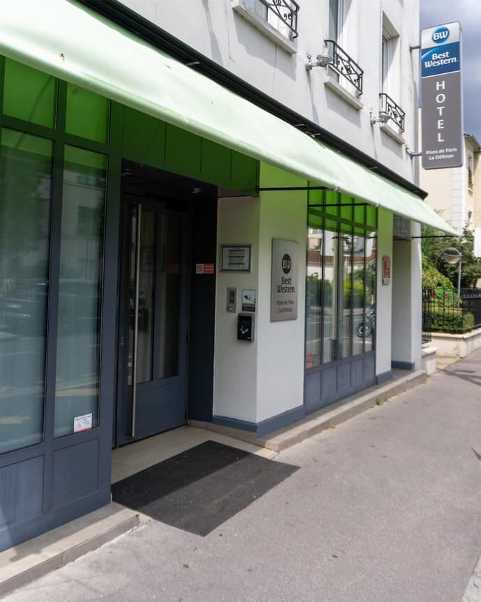 Best Western Rives de Paris La Defense
