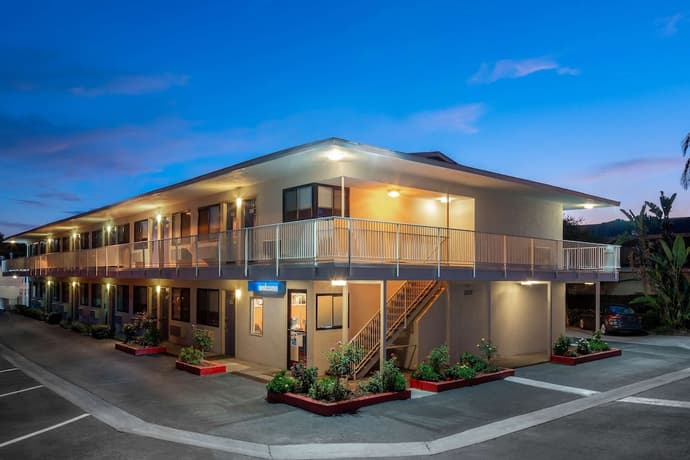 Motel 6 Santa Barbara, CA - State Street, Primary image