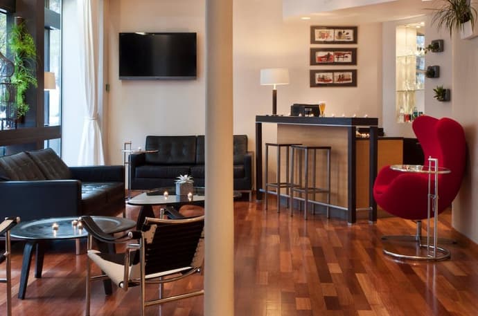 Hotel Verlain, Lobby