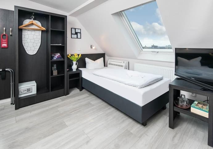 City Hotel Kaiserhof, Primary image