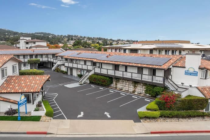 Days Inn by Wyndham Monterey Downtown