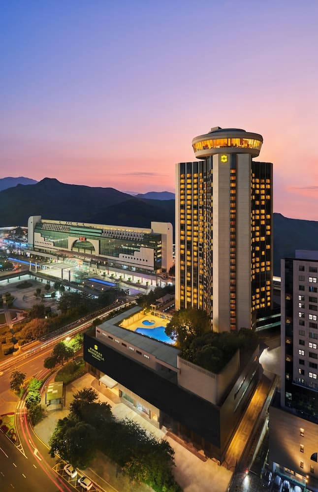 Shangri-La Shenzhen, Primary image