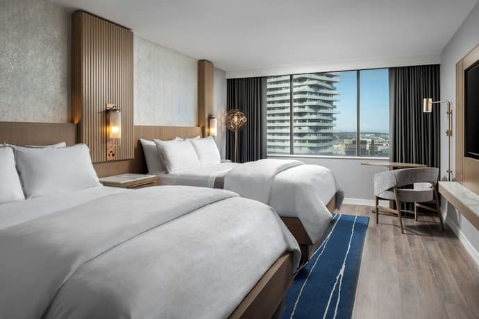 The Westin Harbour Castle, Toronto