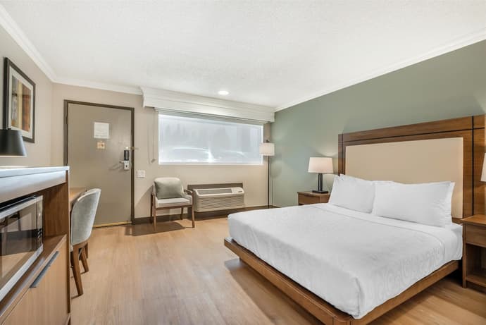Best Western Plus Burnaby Hotel, Primary image