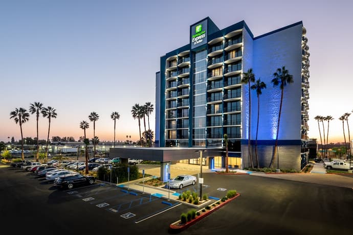 Holiday Inn Express & Suites Santa Ana - Orange County by IHG, Primary image