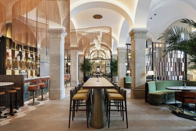 Imperial Riding School, Autograph Collection, Primary image