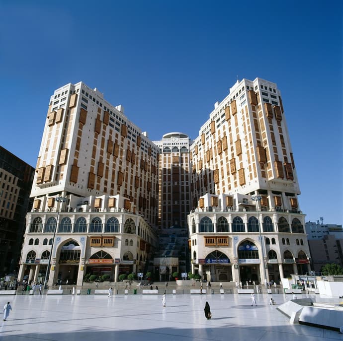 Makkah Towers, Primary image