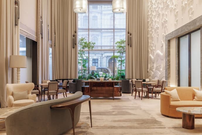 Four Seasons Hotel London at Park Lane, Primary image