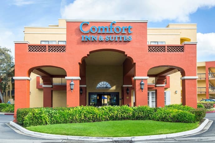 Comfort Inn and Suites San Francisco Airport North, Primary image