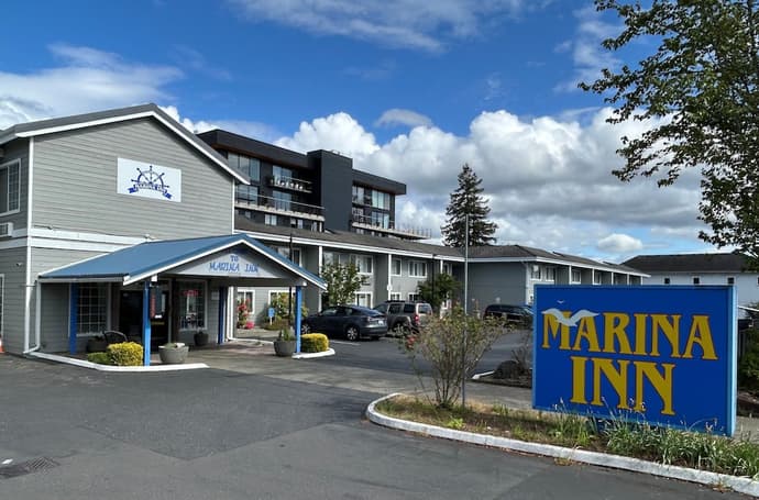 Marina Inn, Primary image