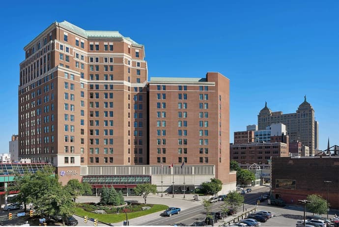 Hyatt Regency Buffalo / Hotel and Conference Center
