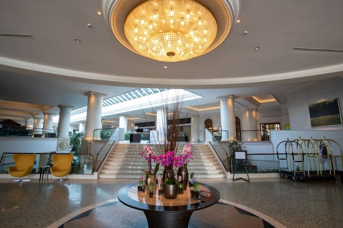 Hyatt Regency Belgrade, Lobby