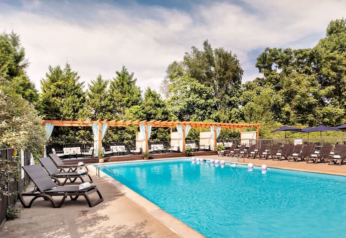 Delta Hotels by Marriott Nashville Airport