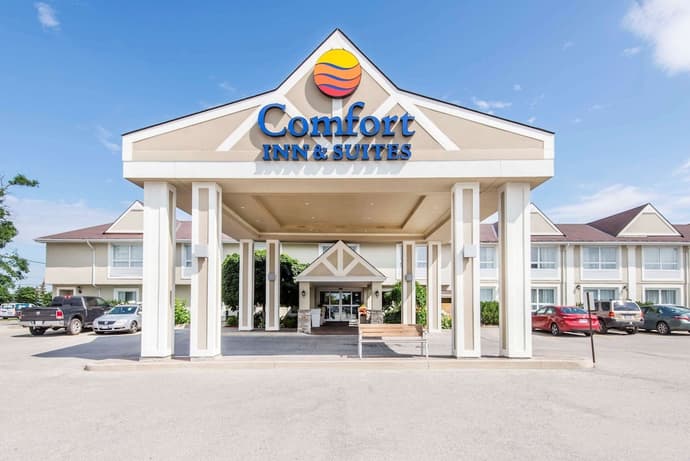 Comfort Inn & Suites, Primary image