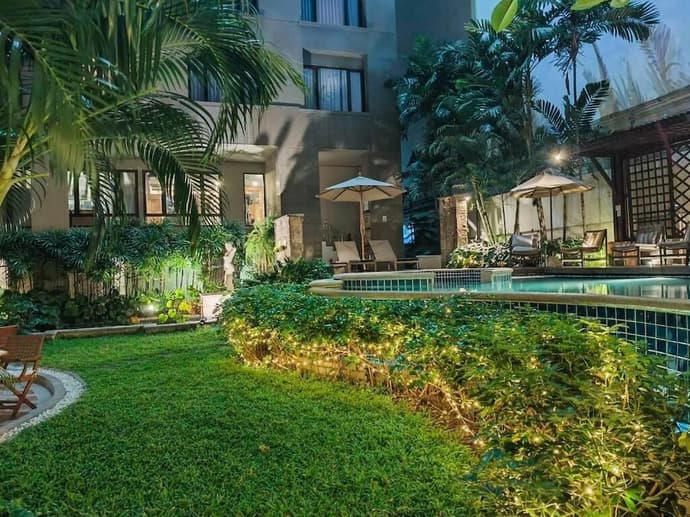 Silom Serene, a Boutique Hotel