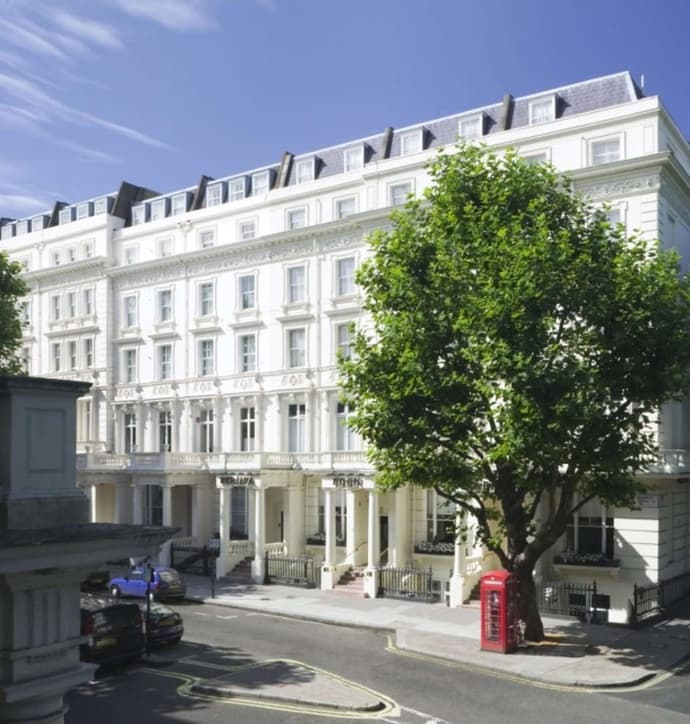 Berjaya Eden Park London Hotel