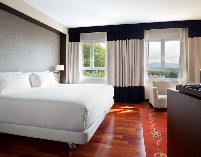 NH Canciller Ayala Vitoria, Primary image