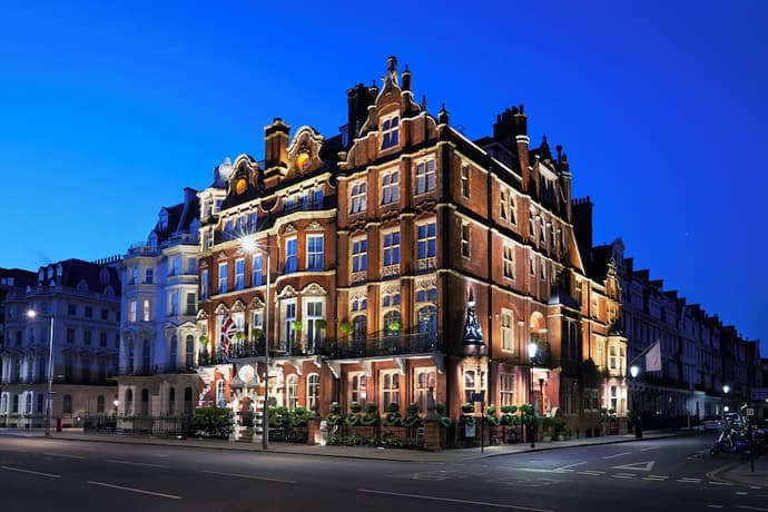 The Milestone Hotel, Primary image