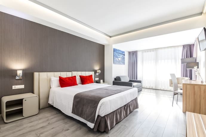 Sweet Hotel Renasa, Primary image