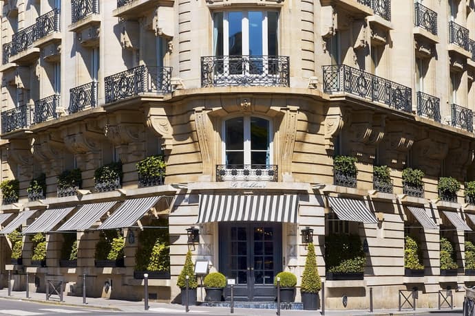 Le Dokhan’s Paris Arc de Triomphe, a Tribute Portfolio Hotel