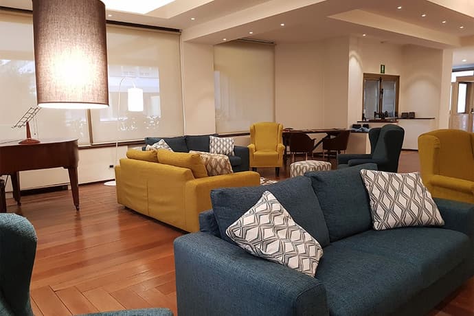 Hotel President, Primary image