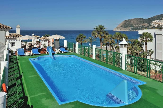 Sol Los Fenicios, Primary image